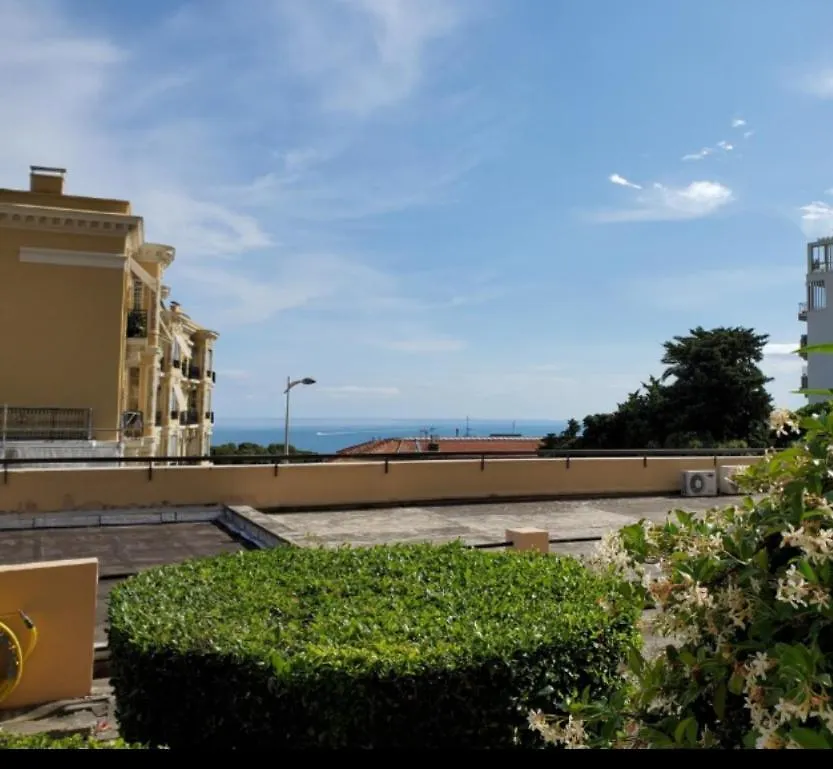 Appartement Charmant Et Calme Aux Portes De Monaco Cap-d'Ail 0*,  Fransa