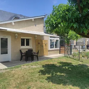 Charmante Maisonnette Avec Jardin Privé , Laloubere France