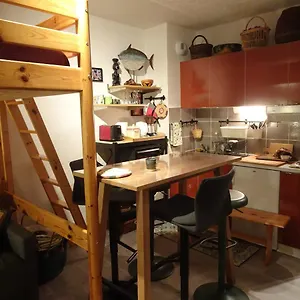 Studio , Prapoutel France